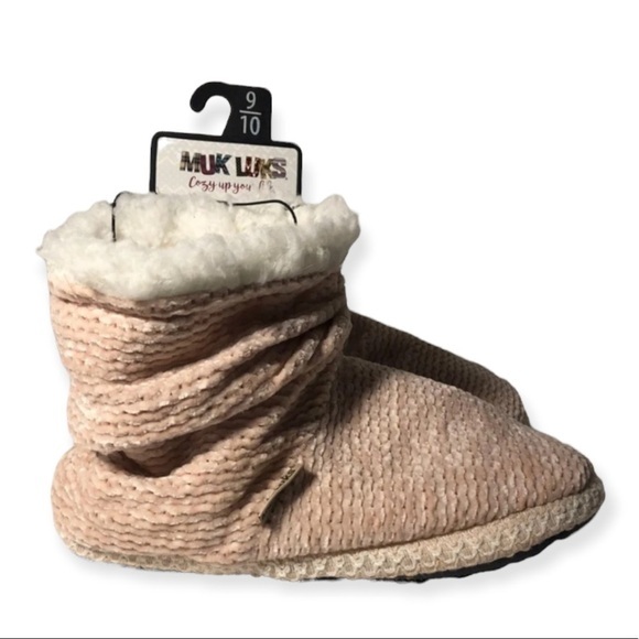 Muk‎ Luks Slippers Women’s Size 9-10 Pink Slip On NEW - Picture 1 of 5